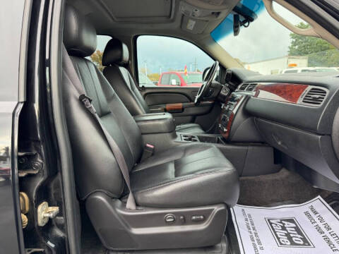 2013 Chevrolet Suburban LT 2500