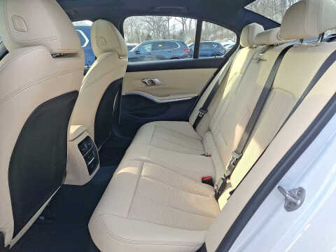 2025 BMW 3 Series 330i xDrive