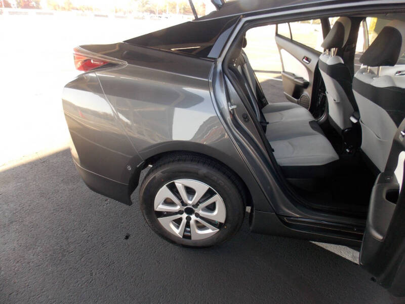 2018 Toyota Prius Three