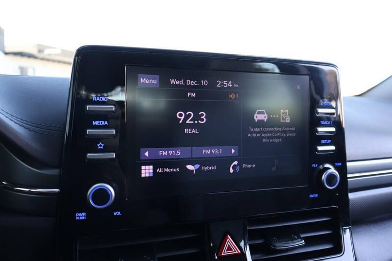 2021 Hyundai Ioniq Hybrid SE