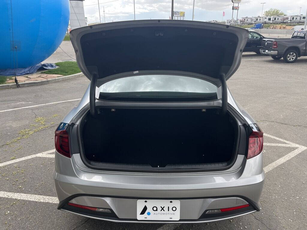 2021 Hyundai SONATA Hybrid for sale at Axio Auto Boise in Boise, ID