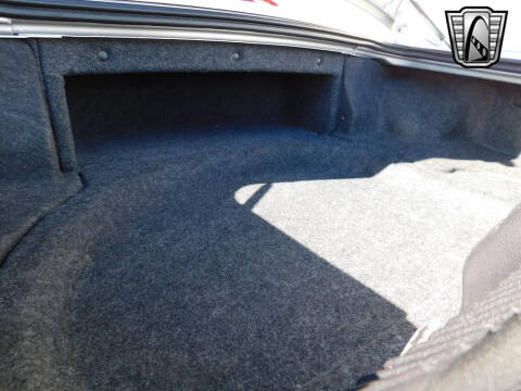 2004 Ford Thunderbird Deluxe