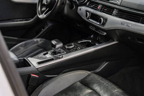 2017 Audi A4 2.0T quattro Premium