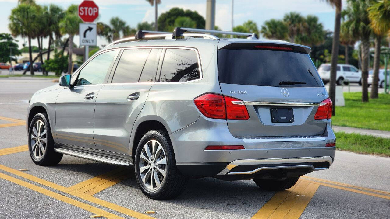 2016 MERCEDES-BENZ GL-Class SUV / Crossover - $17,990