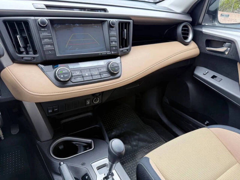 2016 Toyota RAV4 XLE