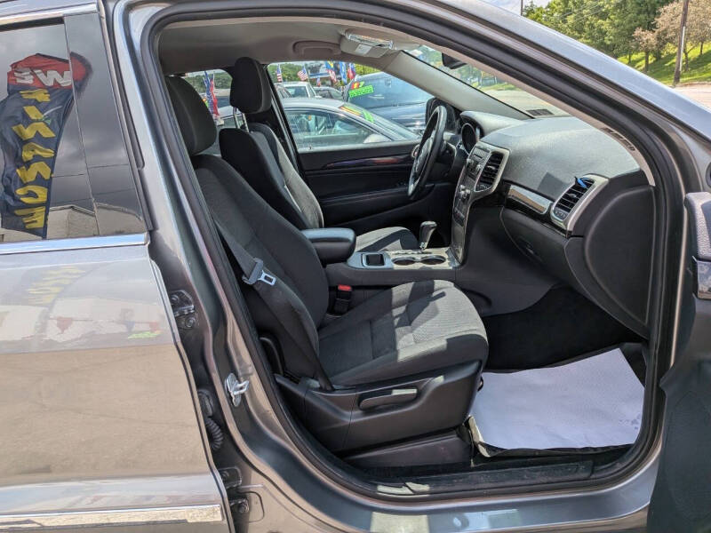2012 Jeep Grand Cherokee Laredo