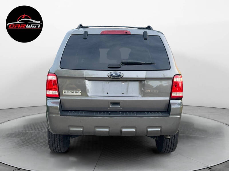 2011 Ford Escape XLS