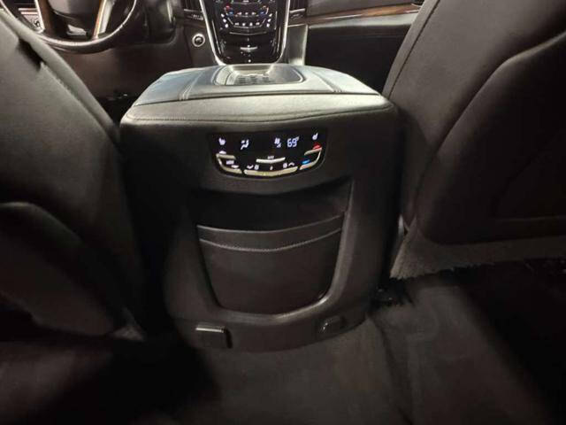 2016 Cadillac Escalade ESV Luxury Collection