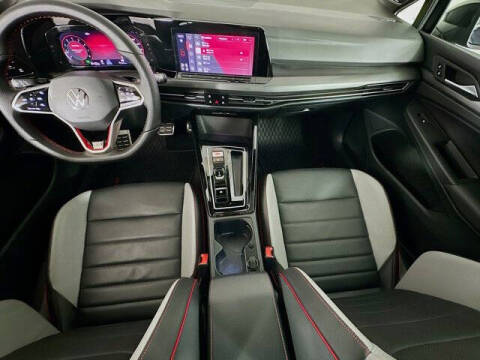 2023 Volkswagen Golf GTI Autobahn