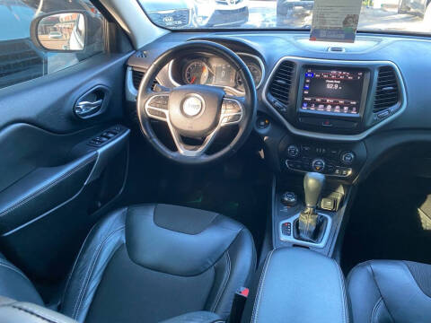 2018 Jeep Cherokee Latitude Plus