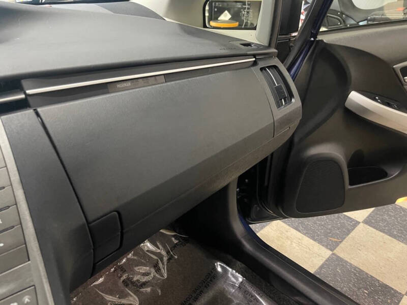 2015 Toyota Prius Three