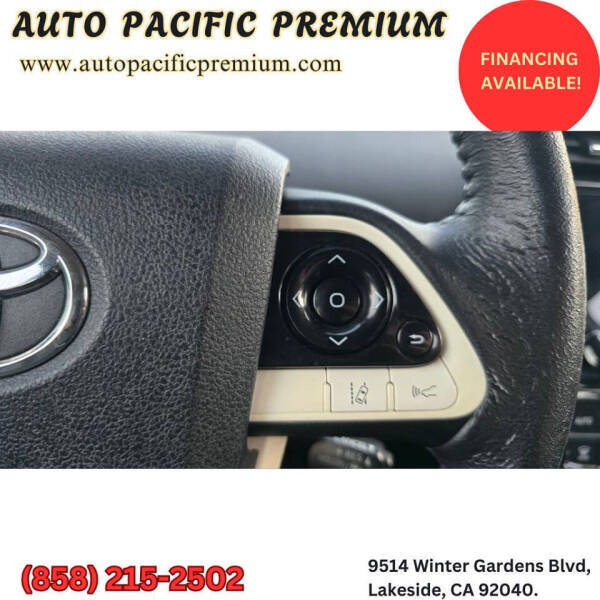 2016 Toyota Prius Four