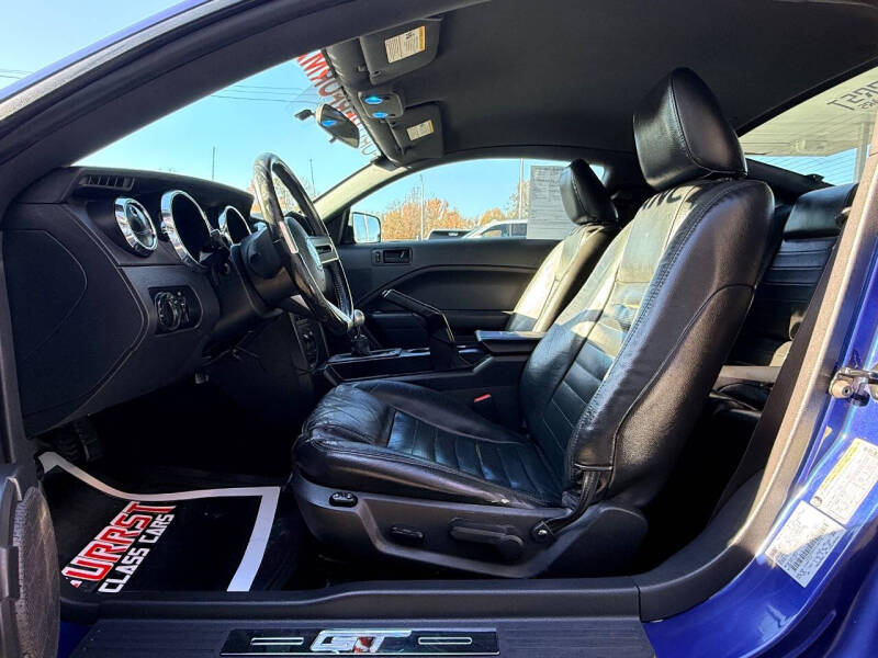 2005 Ford Mustang GT Premium