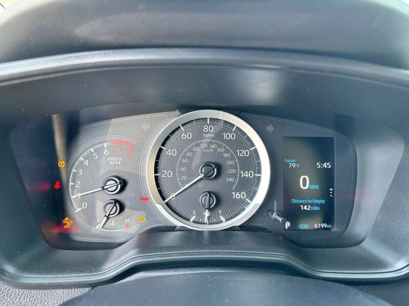 2022 Toyota Corolla LE