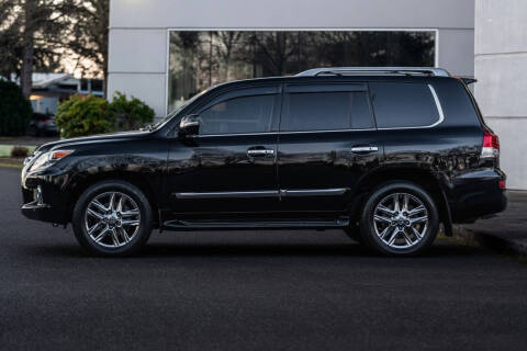 2014 Lexus LX 570