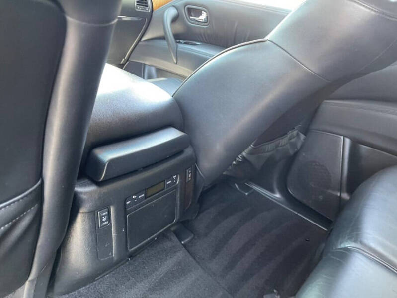 2012 Infiniti QX56