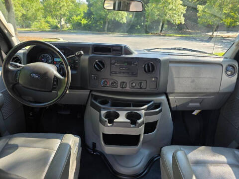 2013 Ford E-Series E-150