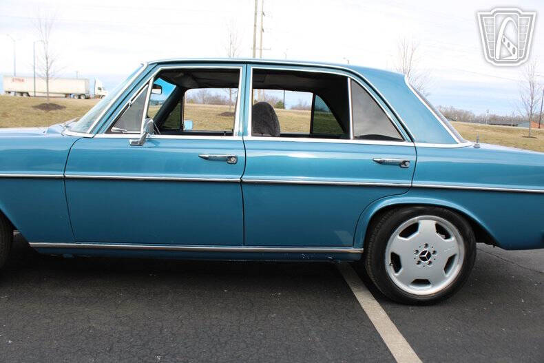 1973 Mercedes-Benz 280-Class