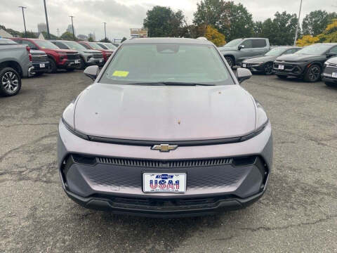 2026 Chevrolet Equinox EV LT 2