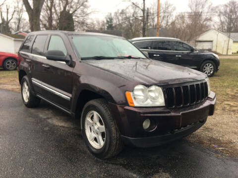 2005 Jeep Grand Cherokee for sale at Antique Motors in Plymouth IN