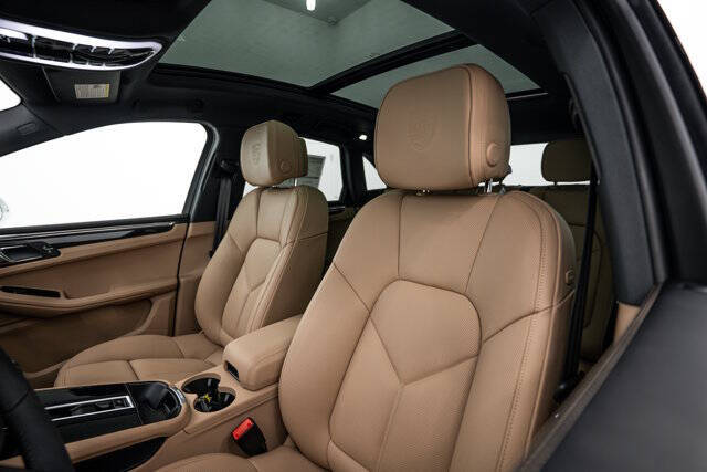 2026 Porsche Macan S