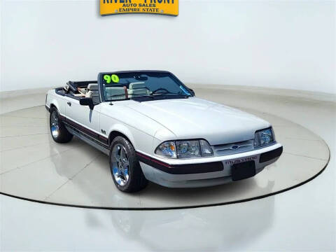 1990 Ford Mustang