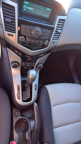 2014 Chevrolet Cruze LS Auto