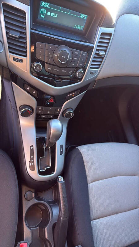 2014 Chevrolet Cruze LS Auto