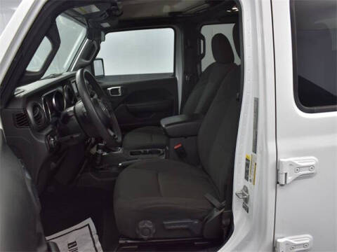 2023 Jeep Gladiator Sport