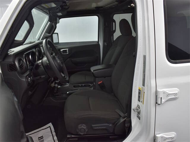 2023 Jeep Gladiator Sport