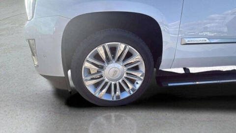 2019 Cadillac Escalade Platinum