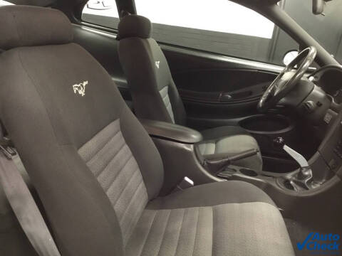 2002 Ford Mustang GT Deluxe