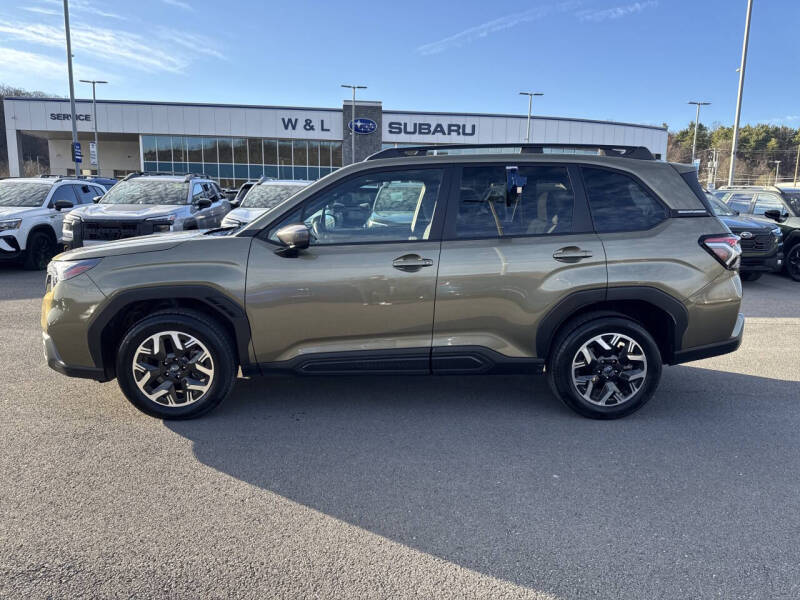2025 Subaru Forester Premium