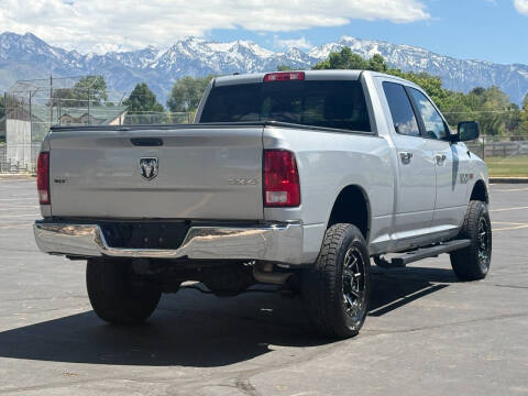 2017 RAM 1500 SLT