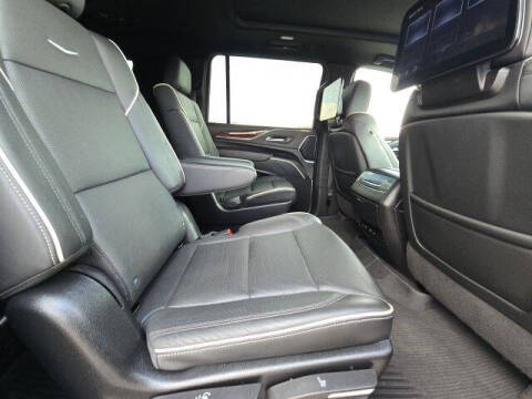 2024 Cadillac Escalade ESV Premium Luxury