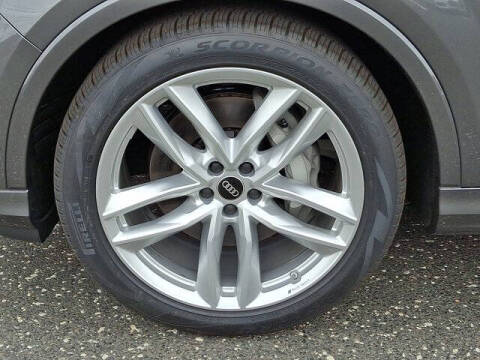 2025 Audi Q7 quattro Premium Plus 55 TFSI