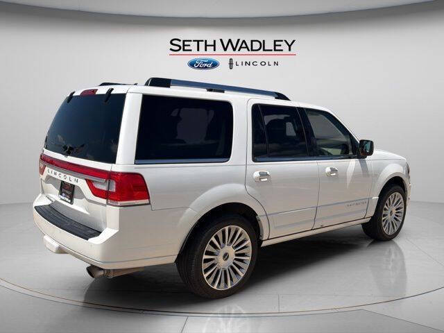 2017 Lincoln Navigator Select