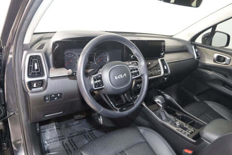 2023 Kia Sorento EX