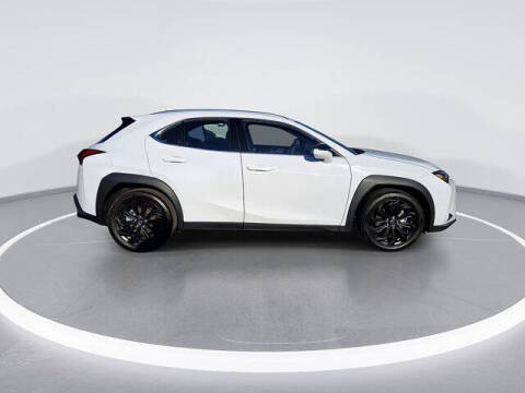 2026 Lexus UX 300h