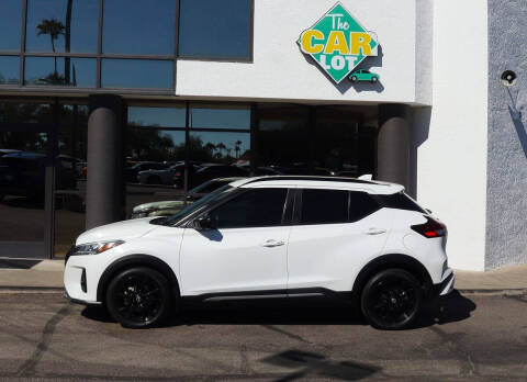 2023 Nissan Kicks SR