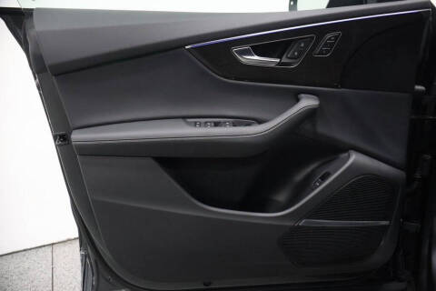 2025 Audi Q8 quattro Prestige 55 TFSI