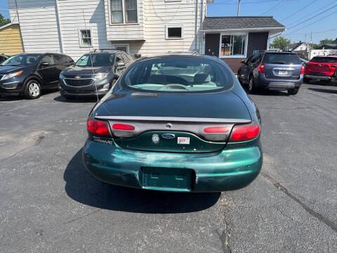 1999 Ford Taurus SE