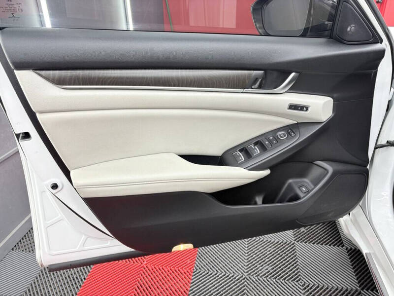 2018 Honda Accord Touring