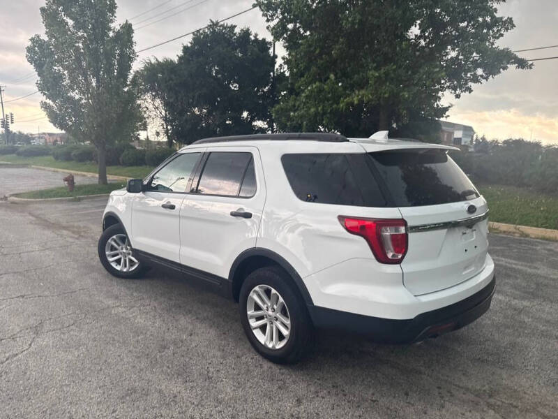 2017 Ford Explorer
