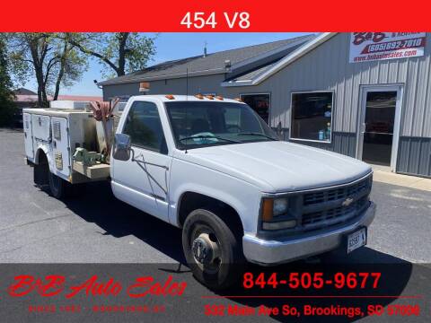 2000 Chevrolet C/K 3500 Series for sale at B & B Auto Sales in Brookings SD