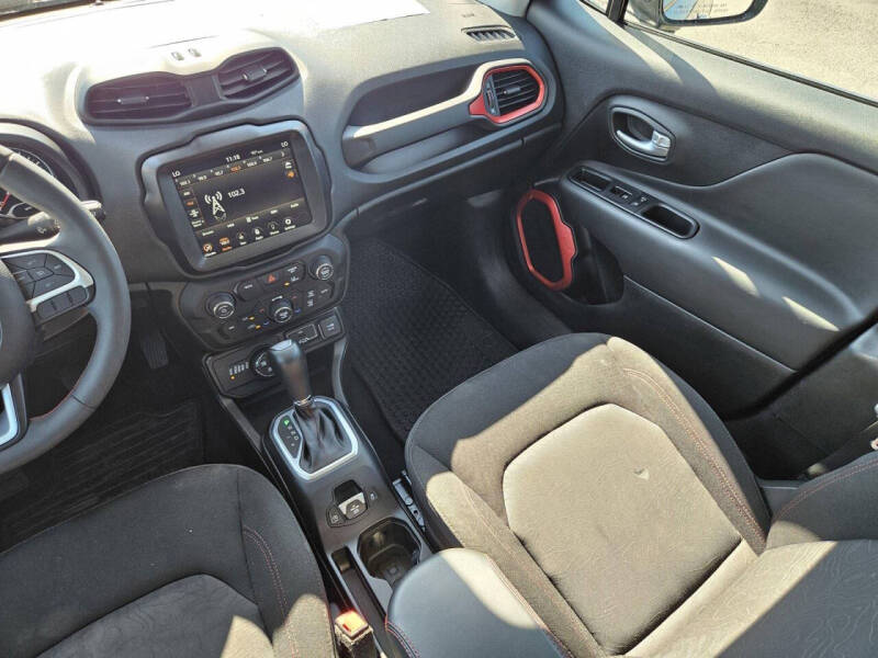 2023 Jeep Renegade Trailhawk