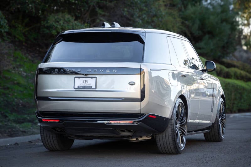 2023 Land Rover Range Rover SE photo 52