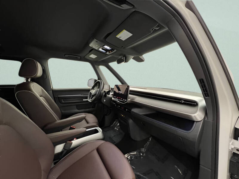 2025 Volkswagen ID. Buzz Pro S