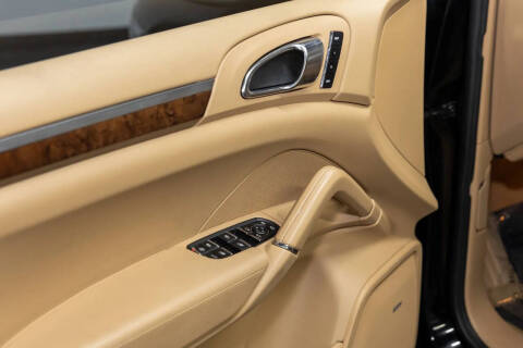 2011 Porsche Cayenne Tiptronic