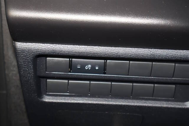 2024 Mitsubishi Outlander ES